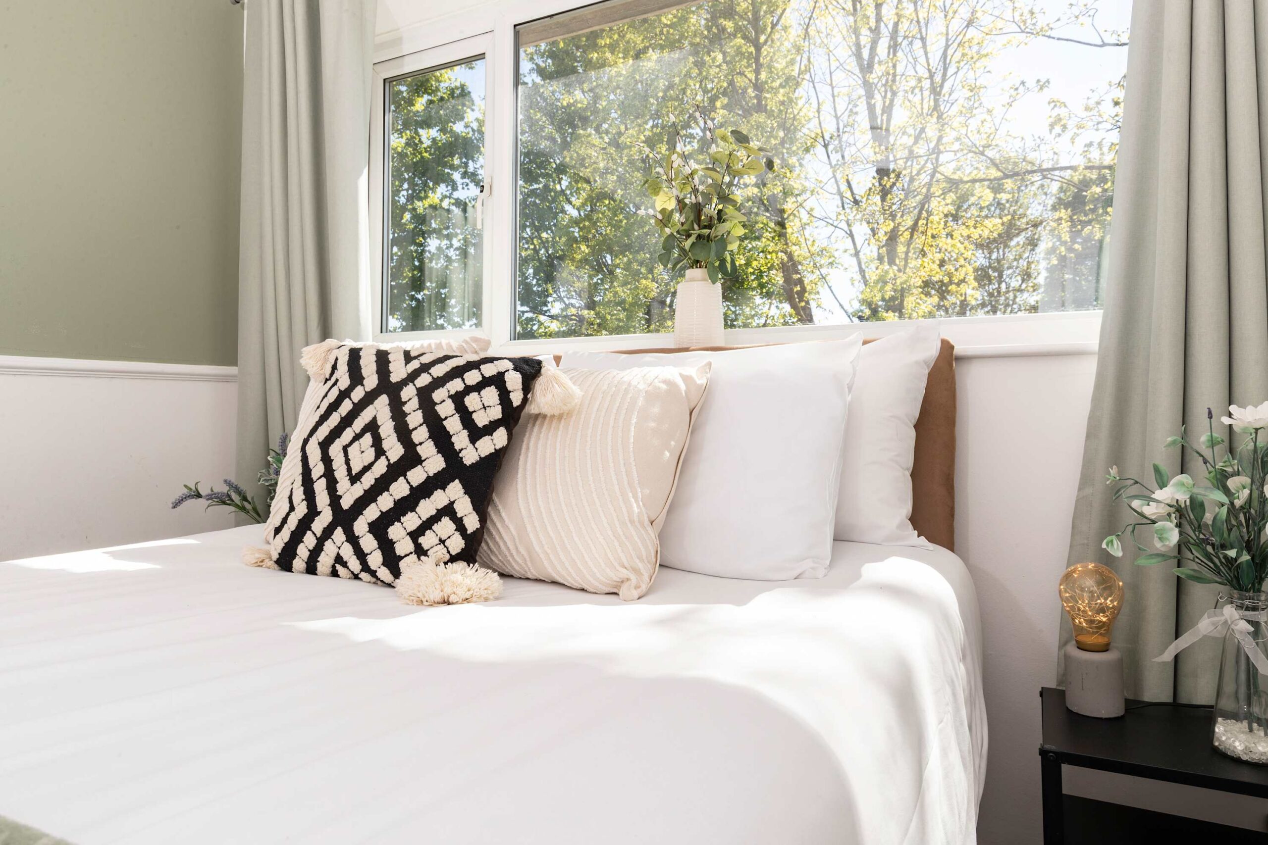 3-Bed House Near City, Parking, Sleeps 5 | Nestia Stays
