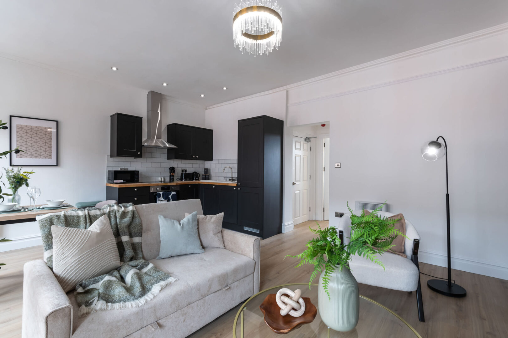 1-Bed Apartment, Central Hull, Bright & Spacious photo 4