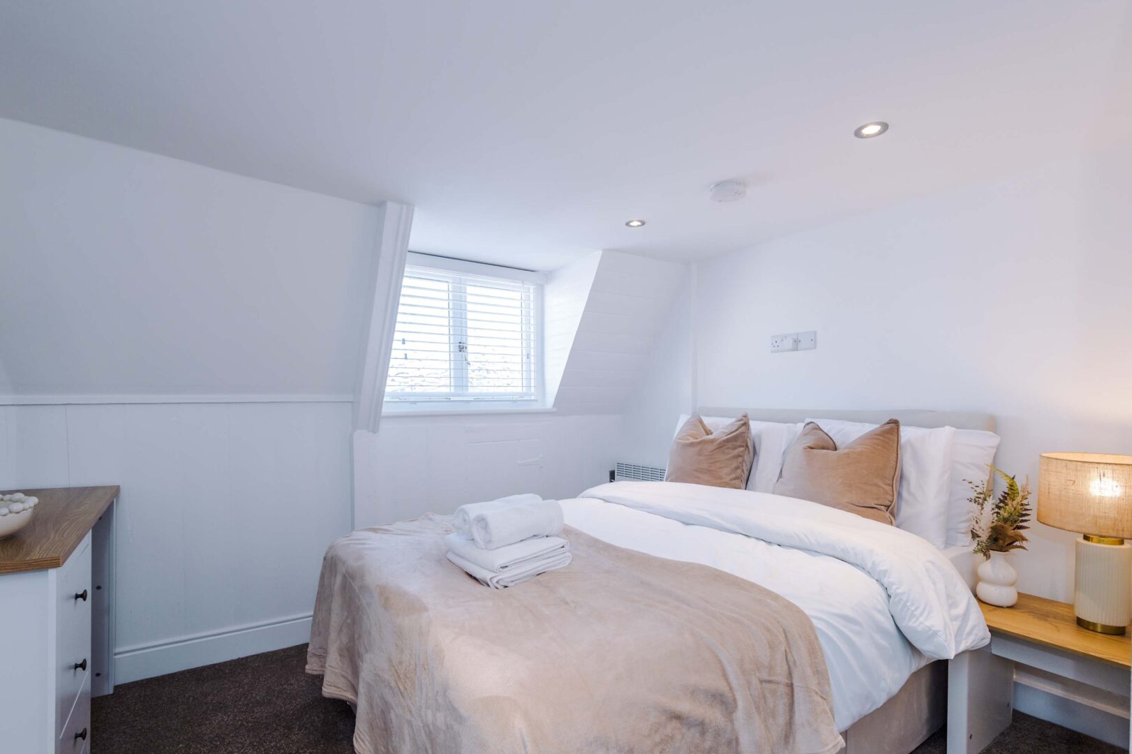 Parliament St Apt 4 – Sleeps 4 – Central Hull photo 1