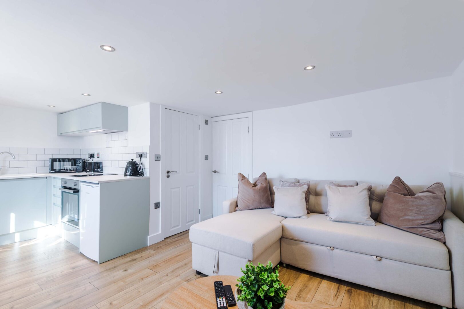 Parliament St Apt 4 – Sleeps 4 – Central Hull photo 2