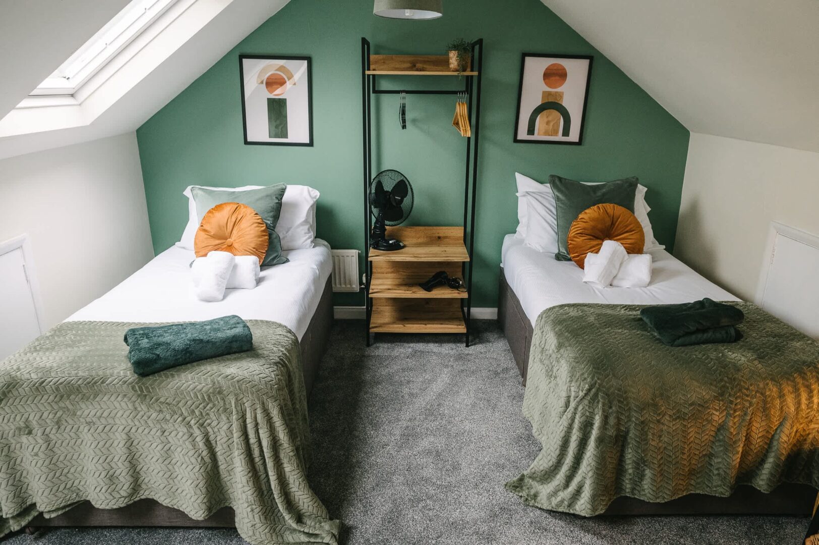 Scarborough Escape – 3-Bed Home with Free Parking photo 1