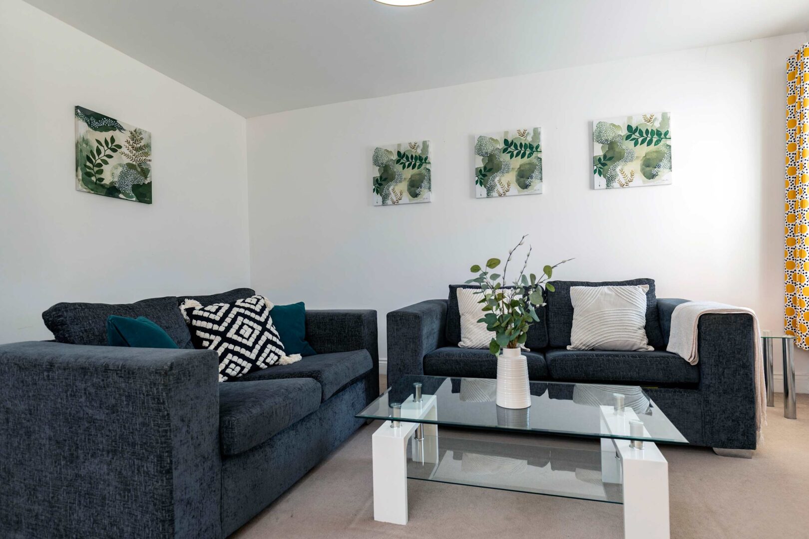 Spacious 3-Bedroom Flat in Gateshead photo 3