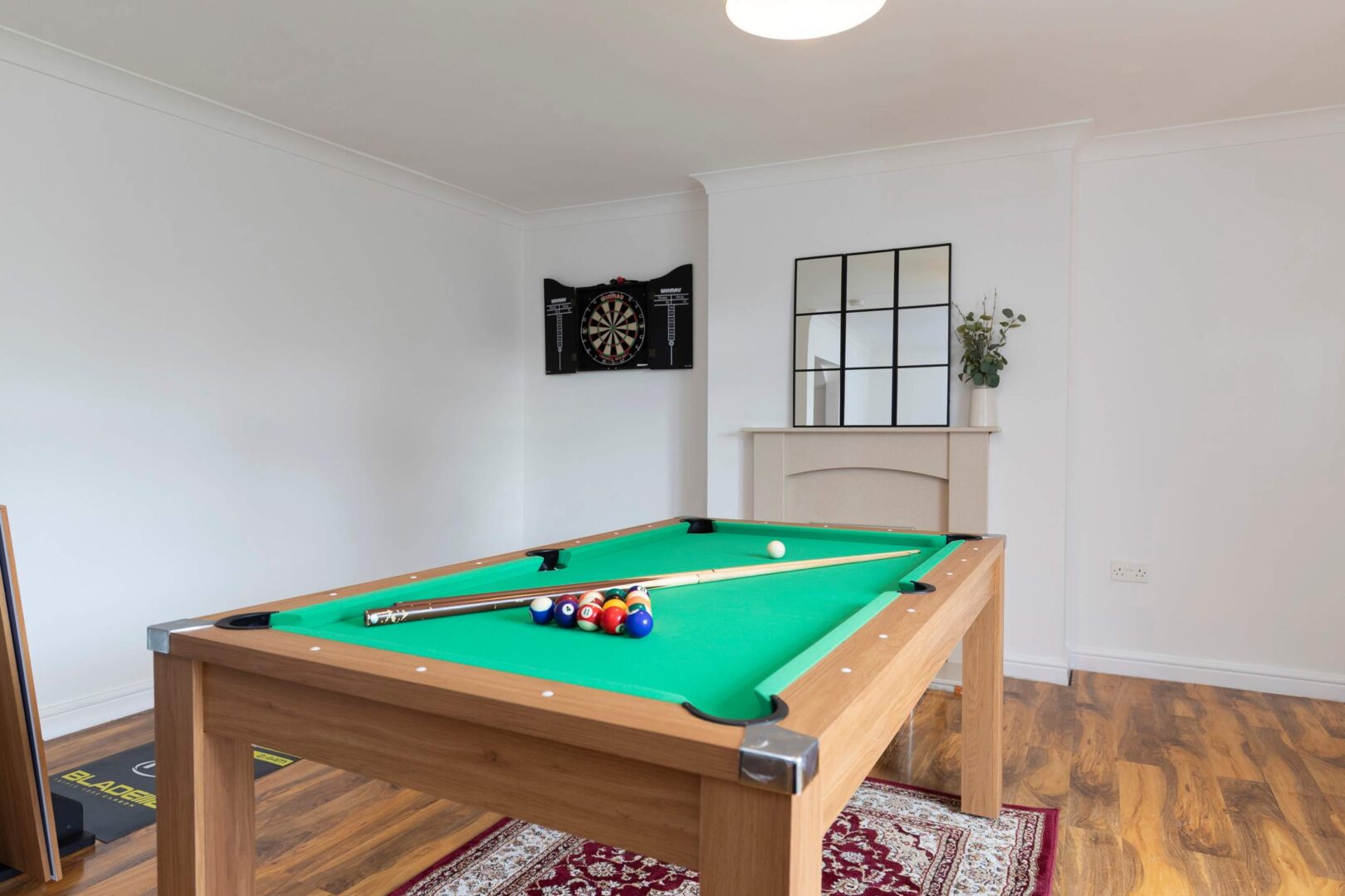 Central Bishop – 4 Beds, Games Room, Secure Parking photo 2