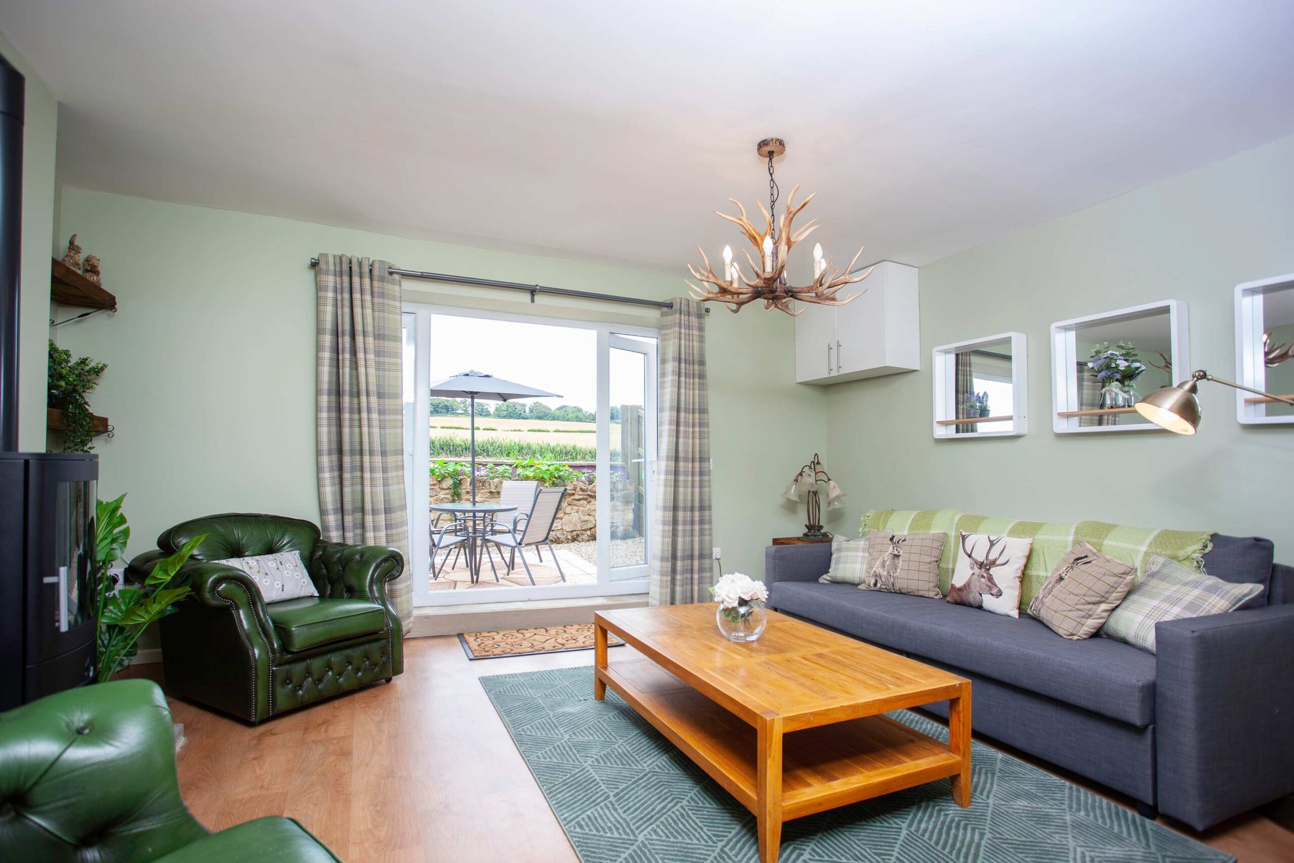 Stylish 3-Bed Home - Sleeps 5 - Bishop Auckland | Nestia Stays
