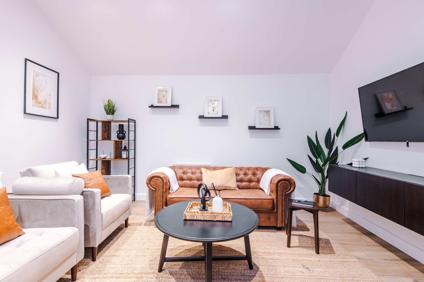 Old Town Hull Apt 1 – King or Twin – Marina Nearby photo 1