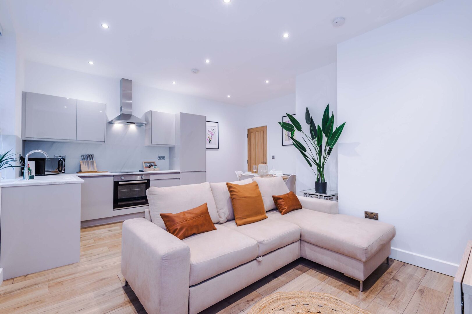 Old Town Hull Apt 2 – Sleeps 4 – Town Centre photo 6