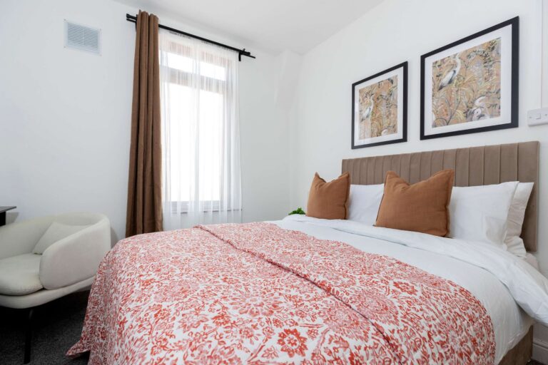 Stylish Hartlepool House, Sleeps 8, Free Parking
