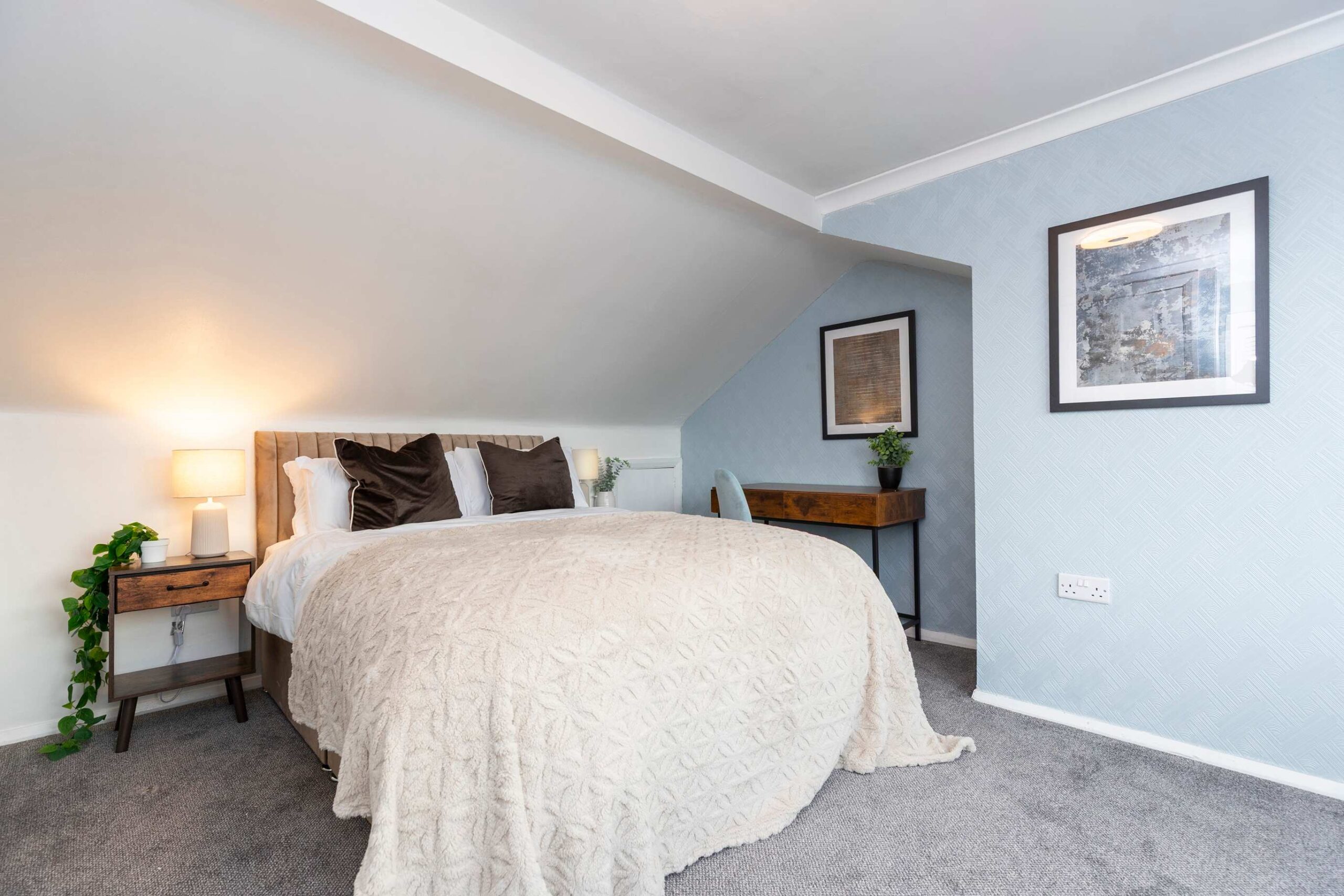 3 Bed House with Parking - Houghton Le Spring | Nestia Stays
