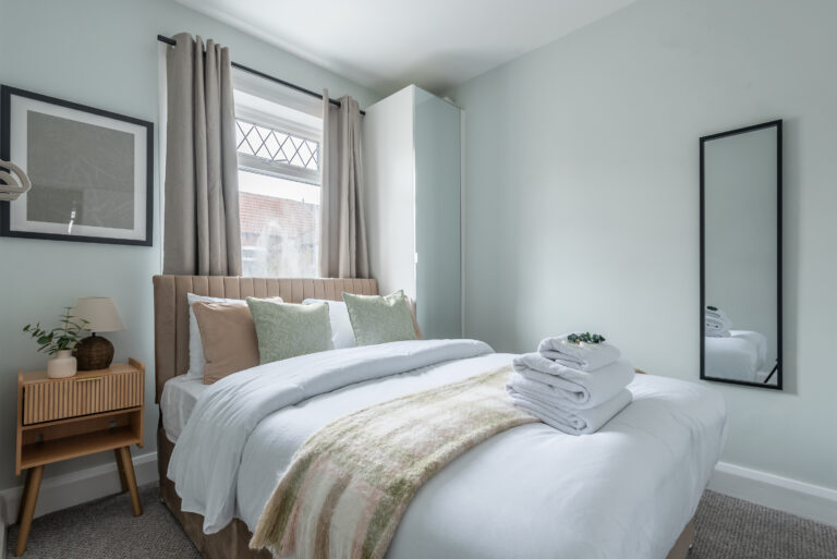3 Bed Home, Parking, Near Hull City Centre