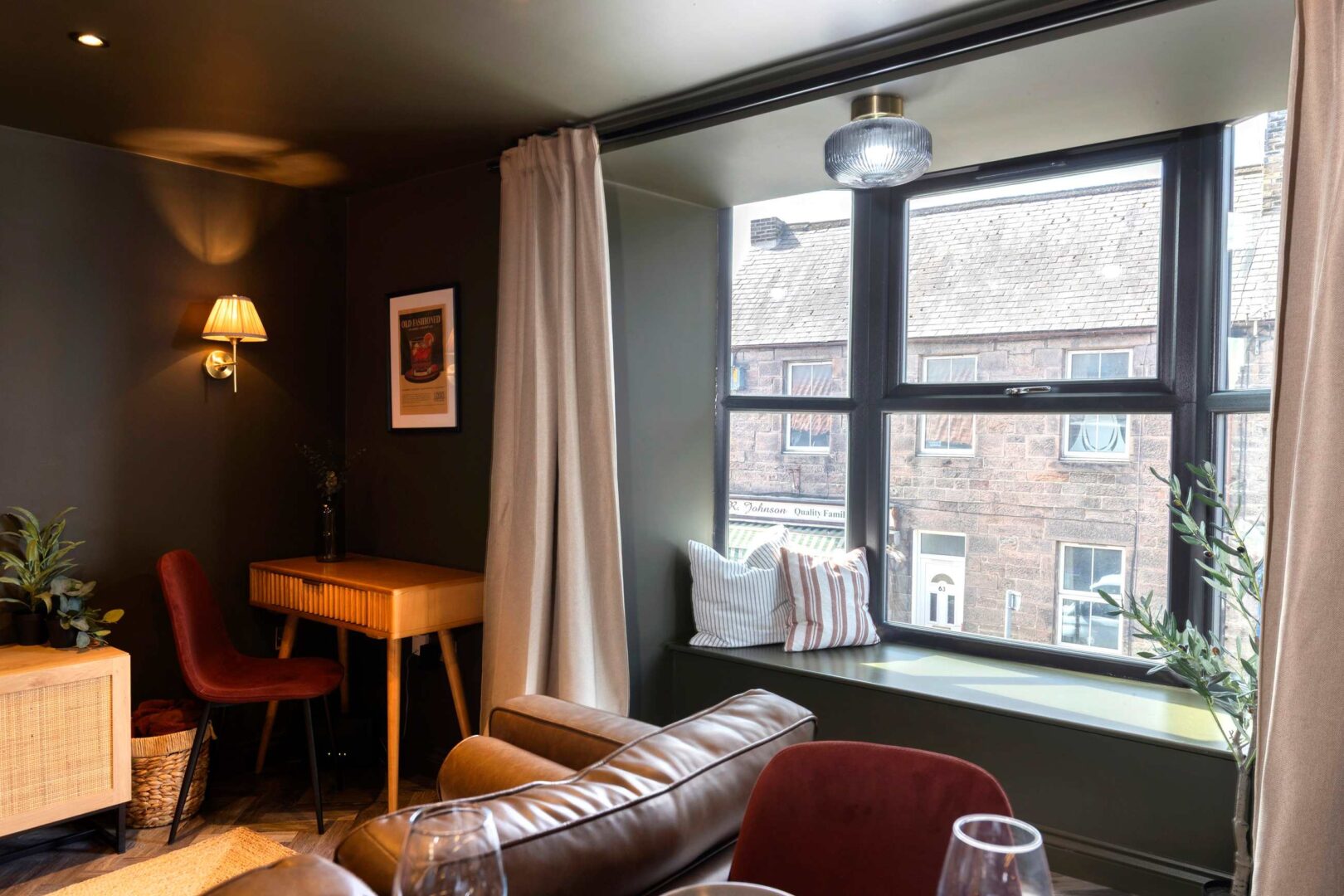 Boutique 1-Bed Apt in Wooler Centre photo 9